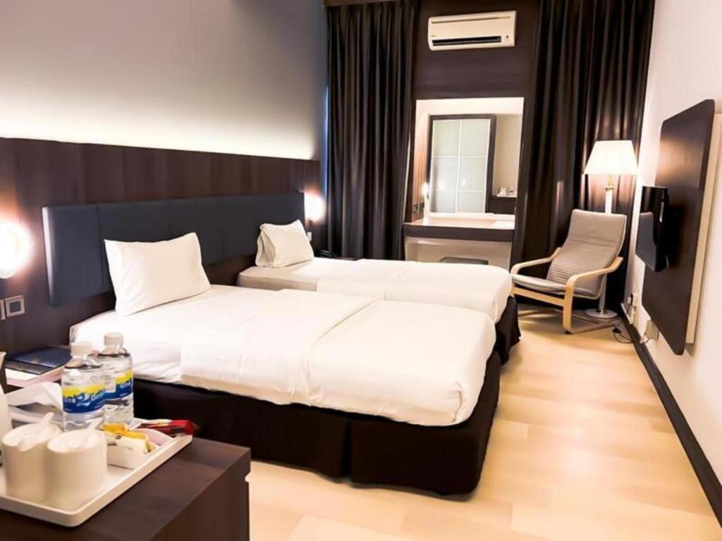 The Landmark Hotel Batu Pahat Esterno foto